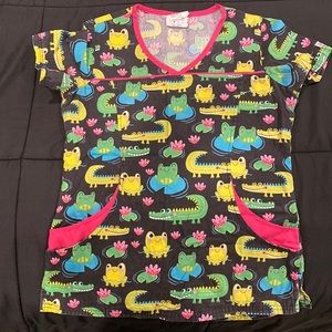 Uniform Advantage XS Scrub Top